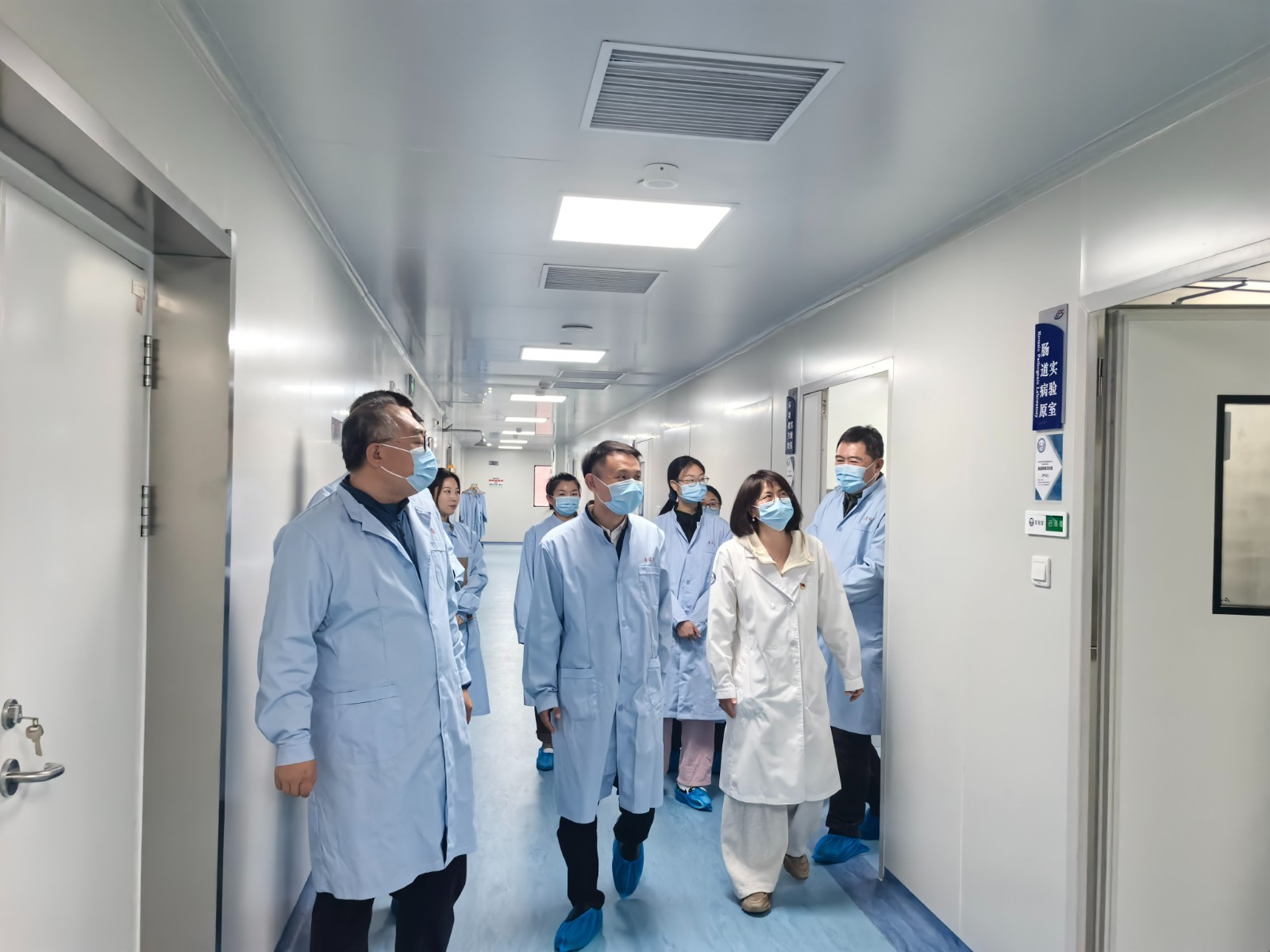参观实验室2